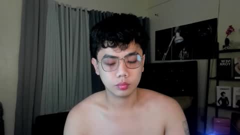 Snapshot of lukeevansx chatting on September 2025 06:04:01 AM LUKE online show from September 2025 06:04:01 AM