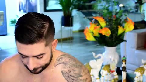 Lukhas f4f online show from March 2026 01:54:01 AM