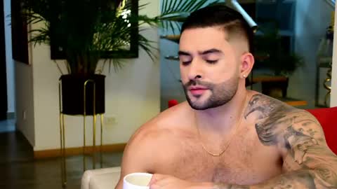 Lukhas f4f online show from April 2026 12:24:02 AM