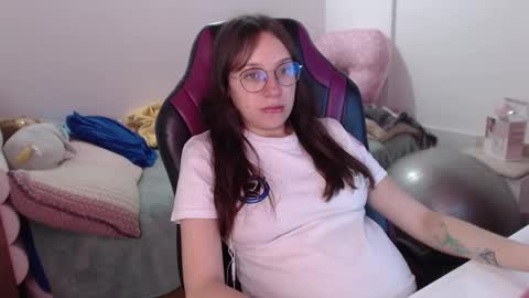 Snapshot of lula_05 chatting on December 2024 12:42:02 AM Vicky online show from December 2024 12:42:02 AM