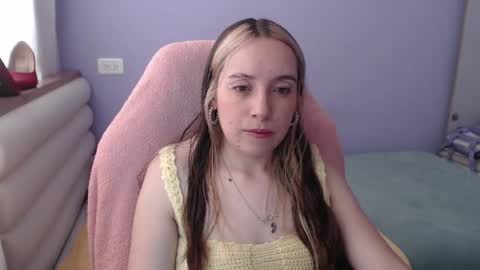 Snapshot of lula_05 chatting on April 2026 06:42:02 PM Vicky online show from April 2026 06:42:02 PM