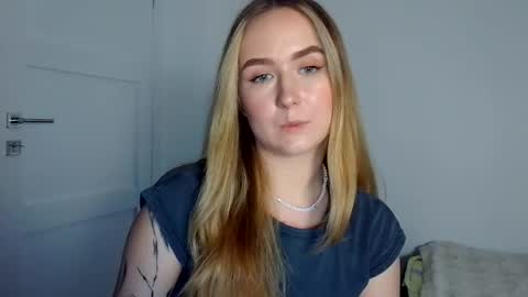 Snapshot of lulu_baby1 chatting on May 2026 03:11:01 PM Lulu Baby18 online show from May 2026 03:11:01 PM
