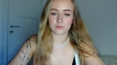 Snapshot of lulu_baby1 chatting on June 2026 05:55:02 PM Lulu Baby18 online show from June 2026 05:55:02 PM