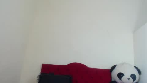 LULU online show from February 2025 09:17:01 PM