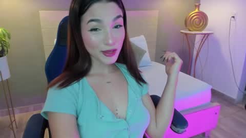 Snapshot of luma_sky chatting on September 2025 03:08:01 AM L U M A online show from September 2025 03:08:01 AM