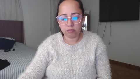 Snapshot of lumi_84 chatting on January 2025 12:28:01 AM LUMI     online show from January 2025 12:28:01 AM