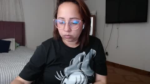 Snapshot of lumi_84 chatting on February 2025 03:42:01 AM LUMI     online show from February 2025 03:42:01 AM