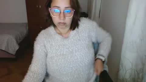 Snapshot of lumi_84 chatting on February 2025 01:13:01 AM LUMI     online show from February 2025 01:13:01 AM