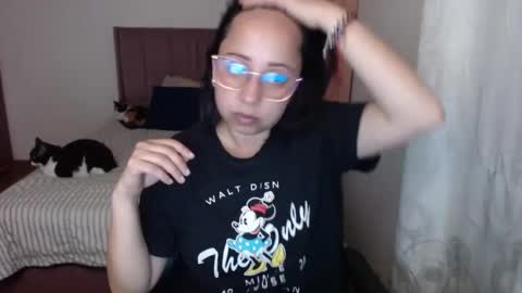 Snapshot of lumi_84 chatting on November 2025 12:35:01 AM LUMI     online show from November 2025 12:35:01 AM