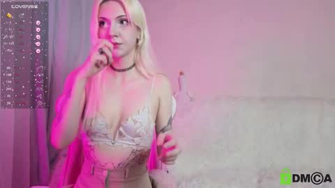 Snapshot of lumiceleste chatting on October 2025 09:03:01 PM lumiceleste online show from October 2025 09:03:01 PM