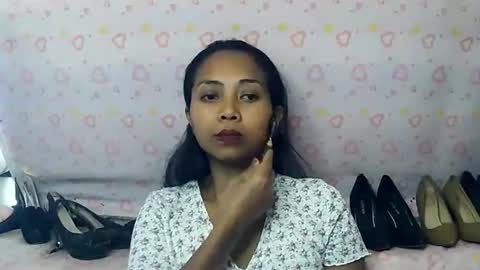 Luna online show from December 2025 05:35:02 AM