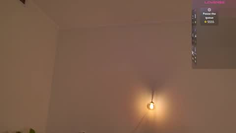 luna  blaze online show from May 2026 02:00:01 PM