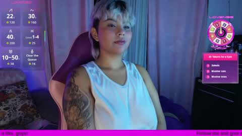 Snapshot of luna__cute chatting on April 2026 01:49:01 AM Luna online show from April 2026 01:49:01 AM