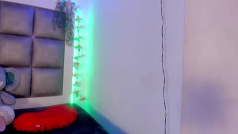 Snapshot of luna__scarlett chatting on June 2026 05:30:02 AM luna online show from June 2026 05:30:02 AM