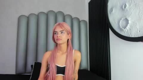 Snapshot of luna_bella_23 chatting on May 2026 03:26:01 AM luna_bella_23 online show from May 2026 03:26:01 AM