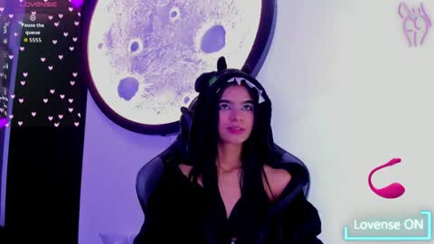 Snapshot of luna_bella_23 chatting on May 2026 05:59:02 AM luna_bella_23 online show from May 2026 05:59:02 AM