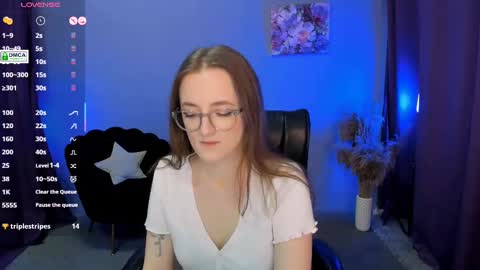 Snapshot of luna_berryy chatting on February 2025 08:20:02 PM luna_berryy online show from February 2025 08:20:02 PM
