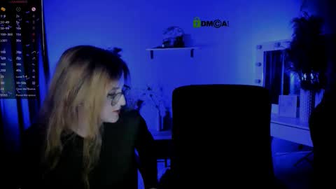 Snapshot of luna_berryy chatting on September 2025 07:02:02 PM luna_berryy online show from September 2025 07:02:02 PM