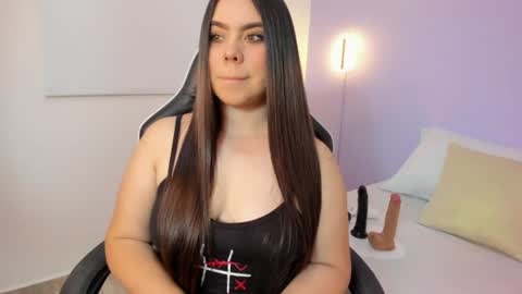 Snapshot of luna_blazze_ chatting on June 2026 12:42:02 PM L U N A online show from June 2026 12:42:02 PM