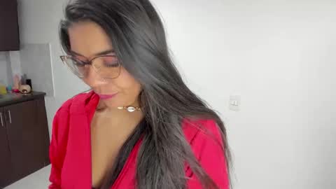 Snapshot of luna_dumont chatting on May 2026 11:04:01 AM luna online show from May 2026 11:04:01 AM
