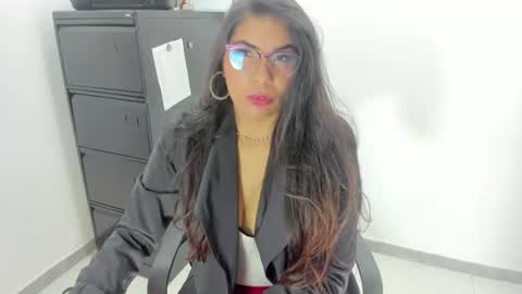 Snapshot of luna_dumont chatting on June 2026 11:18:02 AM luna online show from June 2026 11:18:02 AM