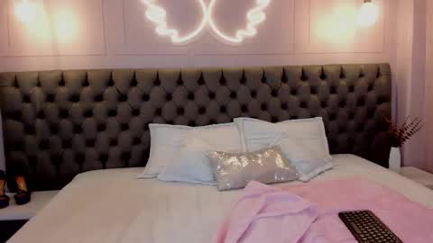 luna_hot_ass online show from March 2026 11:08:01 PM