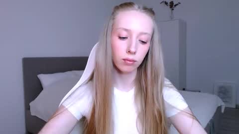 Luna online show from January 2026 08:03:01 PM