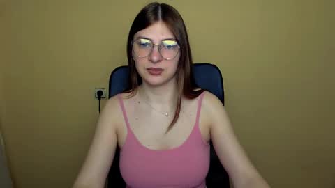 Luna online show from April 2026 08:29:02 AM