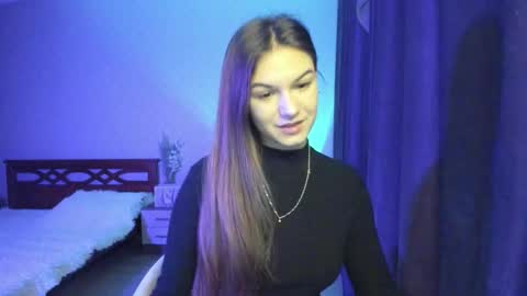 Luna online show from December 2025 04:32:01 AM