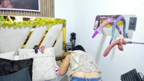 Snapshot of luna_naughty1 chatting on June 2026 06:43:01 PM luna_naughty1 online show from June 2026 06:43:01 PM