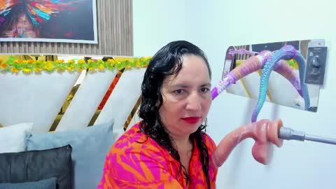 Snapshot of luna_naughty1 chatting on June 2026 09:10:02 AM luna_naughty1 online show from June 2026 09:10:02 AM