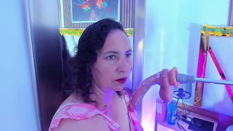 Snapshot of luna_naughty1 chatting on June 2026 07:07:01 PM luna_naughty1 online show from June 2026 07:07:01 PM