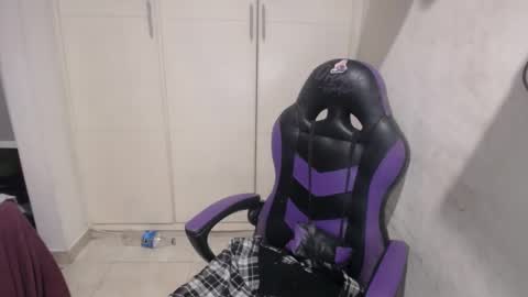 Snapshot of luna_rosita chatting on January 2025 01:54:01 AM Luna online show from January 2025 01:54:01 AM