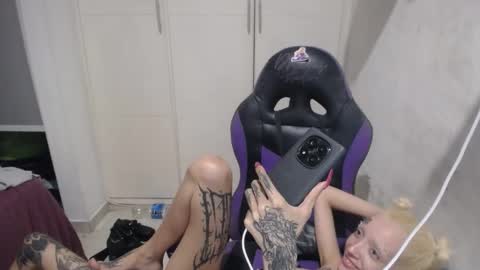 Snapshot of luna_rosita chatting on January 2025 11:03:01 AM Luna online show from January 2025 11:03:01 AM