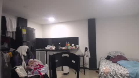 Snapshot of luna_rosita chatting on March 2025 04:38:02 AM Luna online show from March 2025 04:38:02 AM