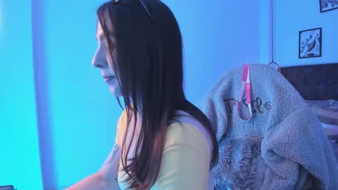 Luna online show from January 2026 08:29:01 PM