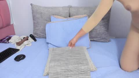 luna_valle online show from January 2025 11:03:02 AM