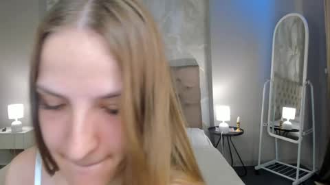 Luna online show from April 2026 11:17:01 AM