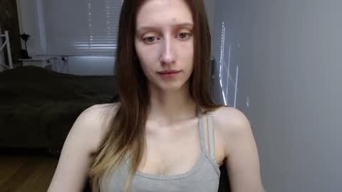 Snapshot of luna_xsensual chatting on April 2026 06:05:02 AM L U N A online show from April 2026 06:05:02 AM