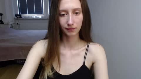 Snapshot of luna_xsensual chatting on May 2026 05:46:02 AM L U N A online show from May 2026 05:46:02 AM