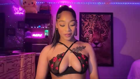 Snapshot of lunaa_11 chatting on May 2026 05:45:02 AM lunaa_11 online show from May 2026 05:45:02 AM