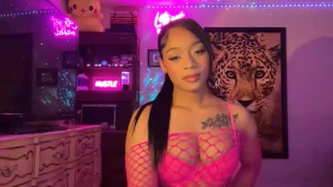 Snapshot of lunaa_11 chatting on May 2026 06:00:02 AM lunaa_11 online show from May 2026 06:00:02 AM