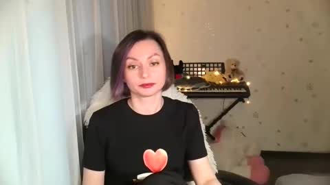 Snapshot of lunaa_bluee chatting on May 2026 09:12:02 PM lunaa_bluee online show from May 2026 09:12:02 PM