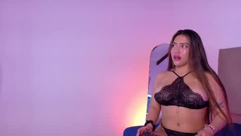 Snapshot of lunacruz_ chatting on July 2026 10:53:01 AM lunacruz_ online show from July 2026 10:53:01 AM