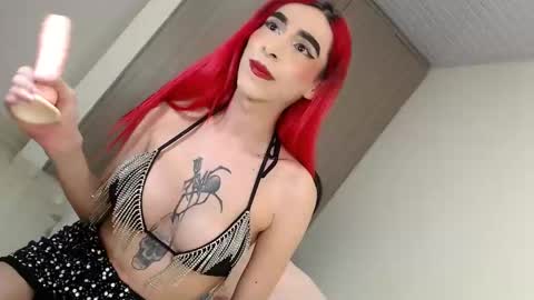 Snapshot of lunahot05xxx chatting on December 2024 07:50:02 PM LUNA online show from December 2024 07:50:02 PM