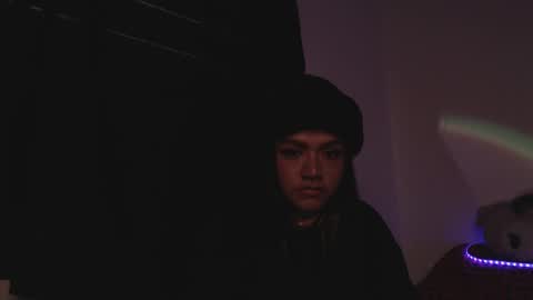 Luna  Online mostly at 9 am 8 pm online show from April 2026 07:23:02 PM