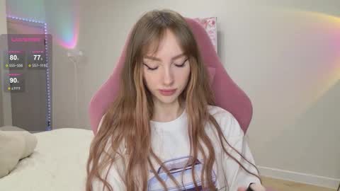 Luna online show from September 2025 01:05:02 AM