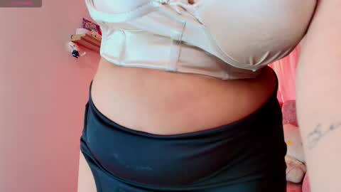 Scarleet online show from October 2025 07:14:02 PM