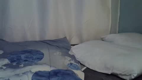 lunalove22_ online show from September 2025 04:07:01 PM