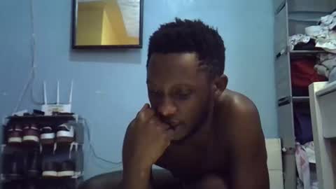 lunalove22_ online show from November 2025 03:12:02 PM